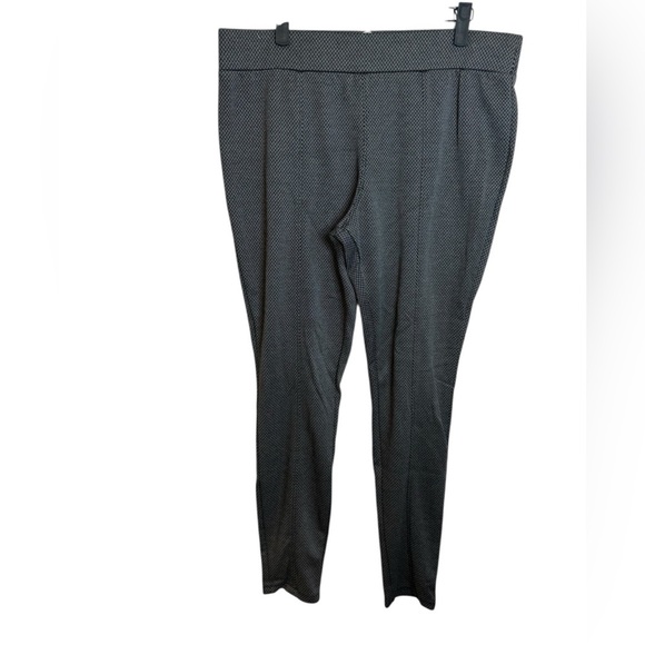 Ava & Viv Gray Herringbone Pull On Pants - Picture 1 of 5